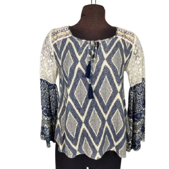 Flying Tomato lace bell sleeve boho top Small - Picture 1 of 10